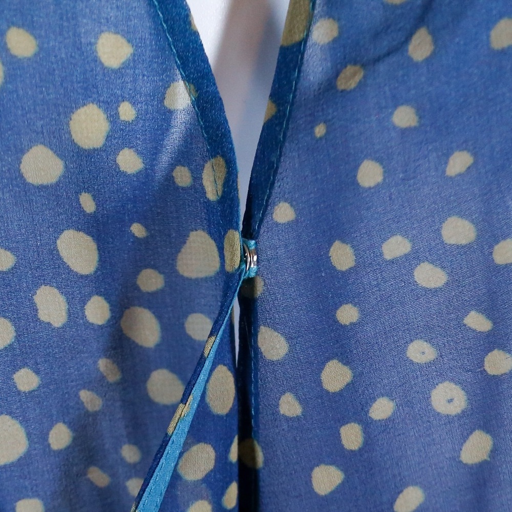 CAbi Blue Ombre Polka Dot Blouse Medium Sheer V-Neck Top Lightweight Flowy - Picture 8 of 15
